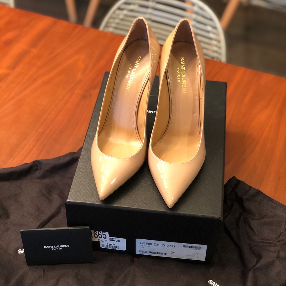 Saint Laurent YSL Anja Nude Patent pumps size 39